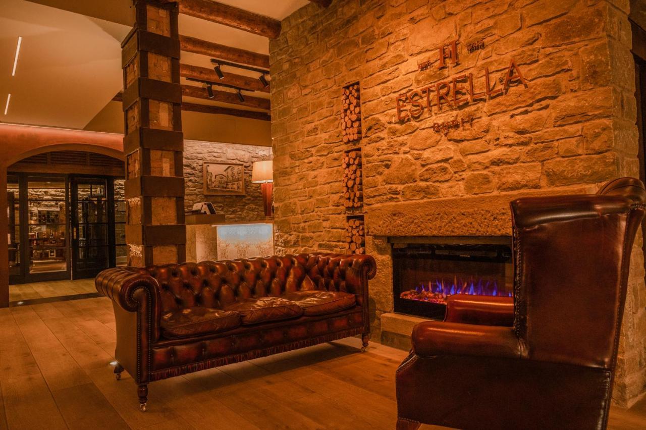 Hotel Hostal Estrella Rupit Buitenkant foto