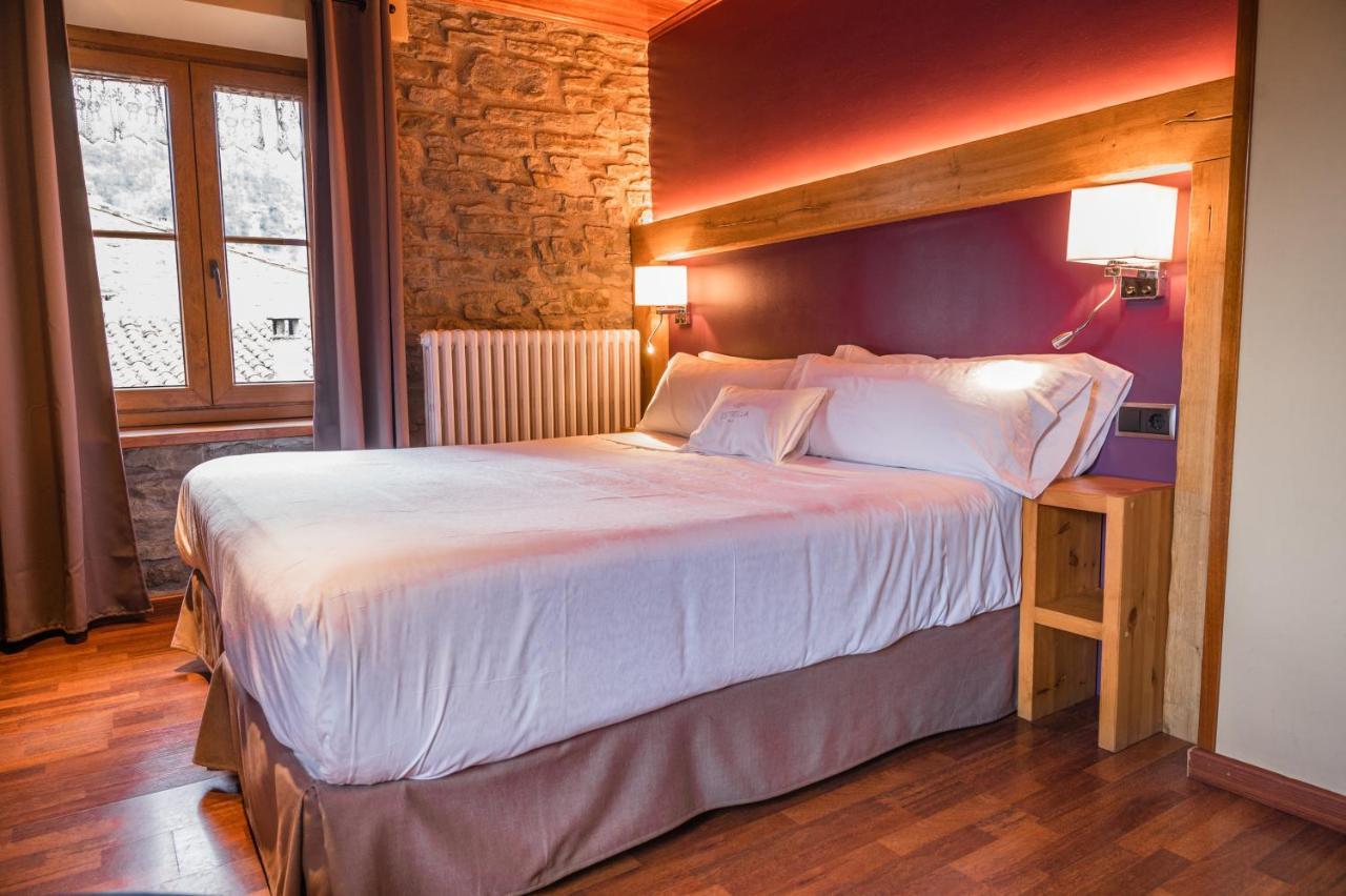 Hotel Hostal Estrella Rupit Buitenkant foto